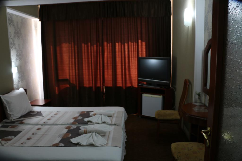 Shipka It Hotel Esterno foto